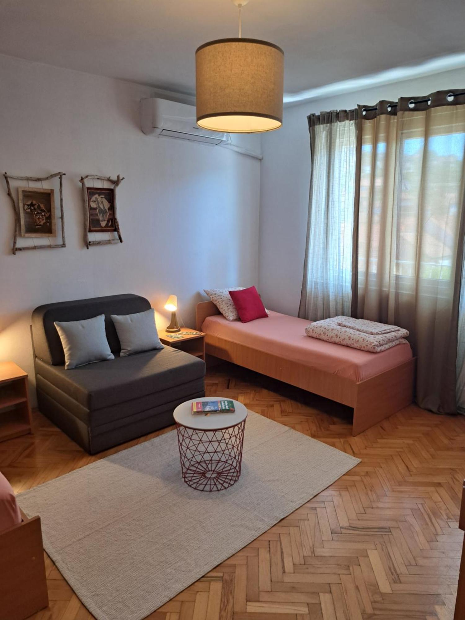 Apartament Faris Donji Milanovac Zewnętrze zdjęcie