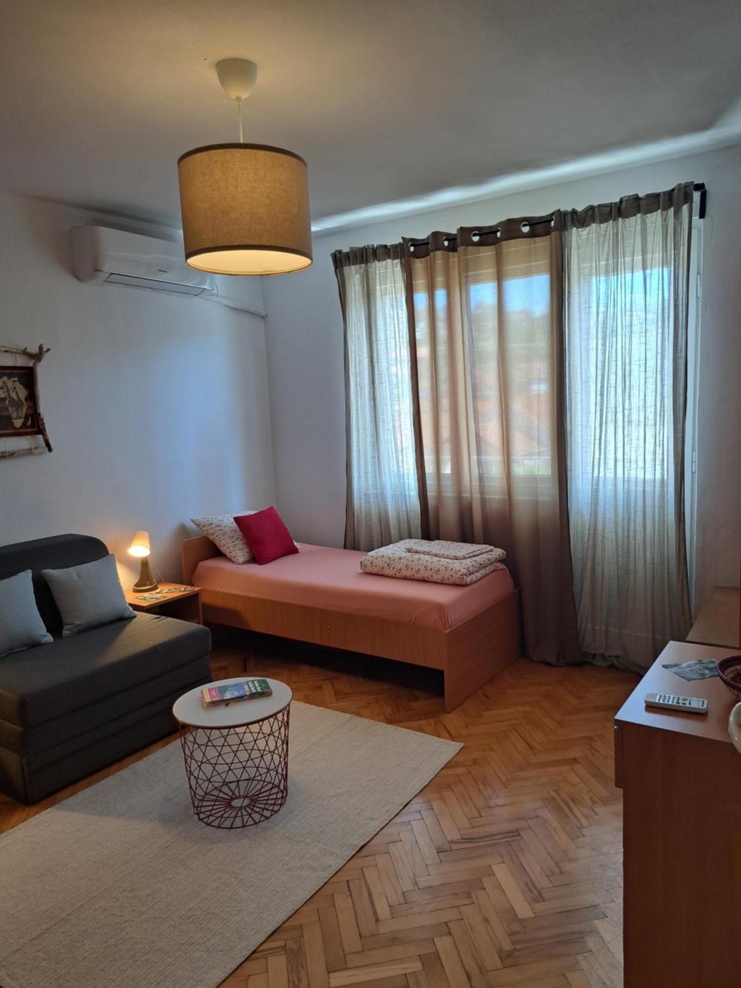 Apartament Faris Donji Milanovac Zewnętrze zdjęcie